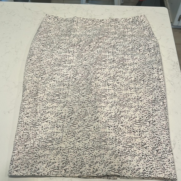 RW & co pencil skirt - Picture 2 of 2